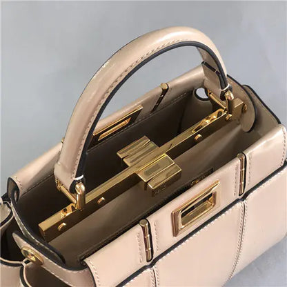 フェンディ ピーカブー ミニバッグ