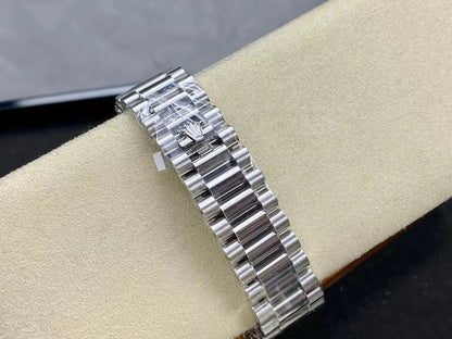 ロレックス デイデイト40 228236-0018