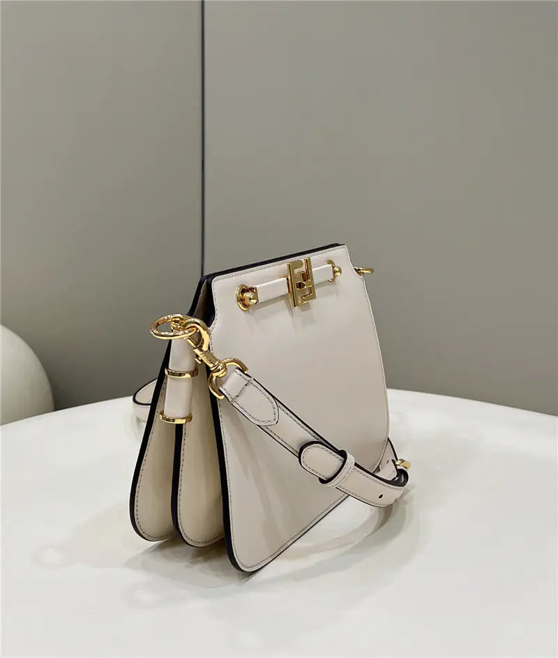 フェンディ バゲット ポーチバッグ