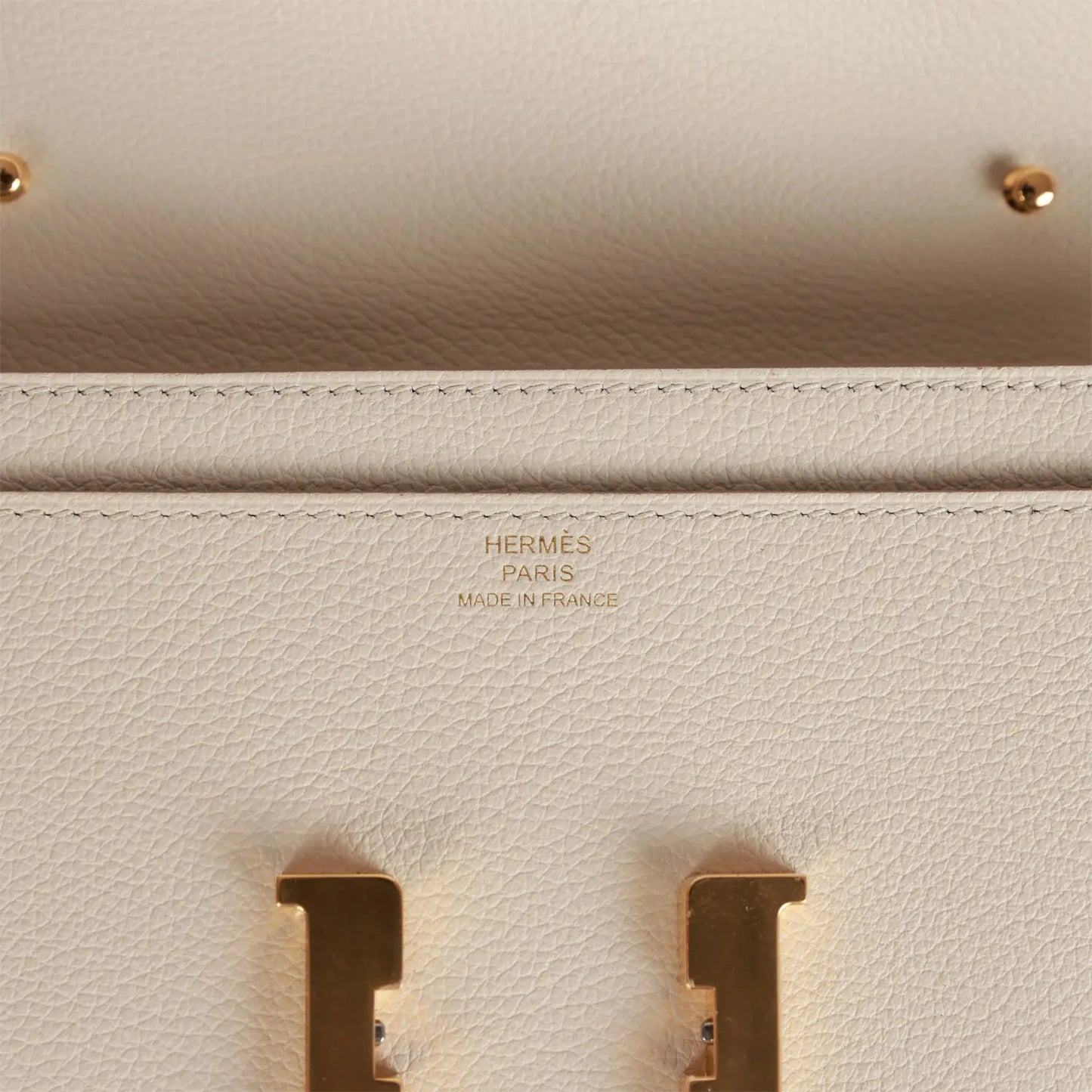 エルメス コンスタンス ウォレット トゥ ゴー ベトン エバーカラー ゴールド金具