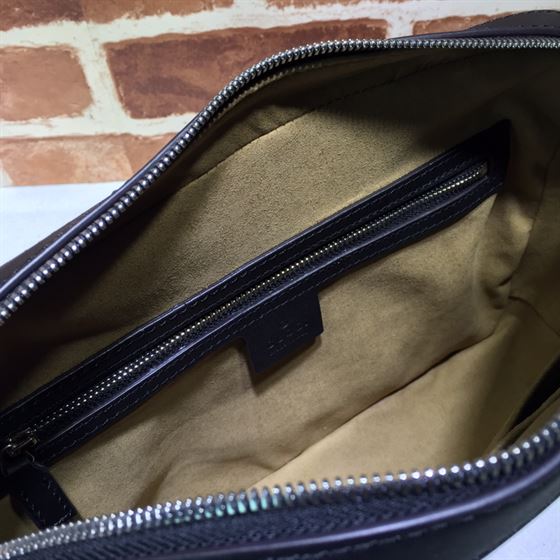 グッチ シグネチャー クラッチバッグ – BG030