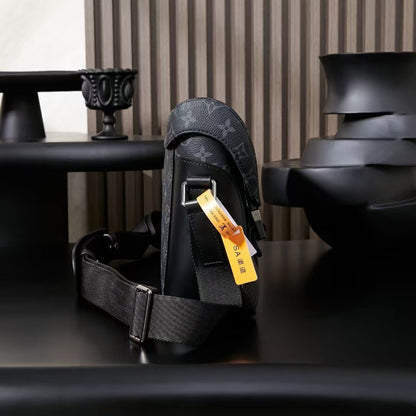 ルイ・ヴィトン 中古 ヴォヤージュ P メッセンジャーバッグ