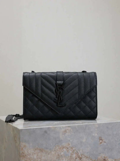 YSL 620280 エンベロープチェーンウォレット ミックスマトラッセ グレイン・ド・プードル エンボスレザー ブラック ブラックハードワード