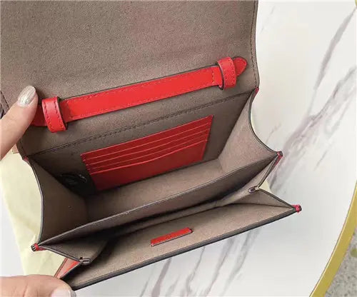 フェンディ カーリグラフィー バッグ