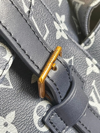 ルイ・ヴィトン M46805 クリストファー MM