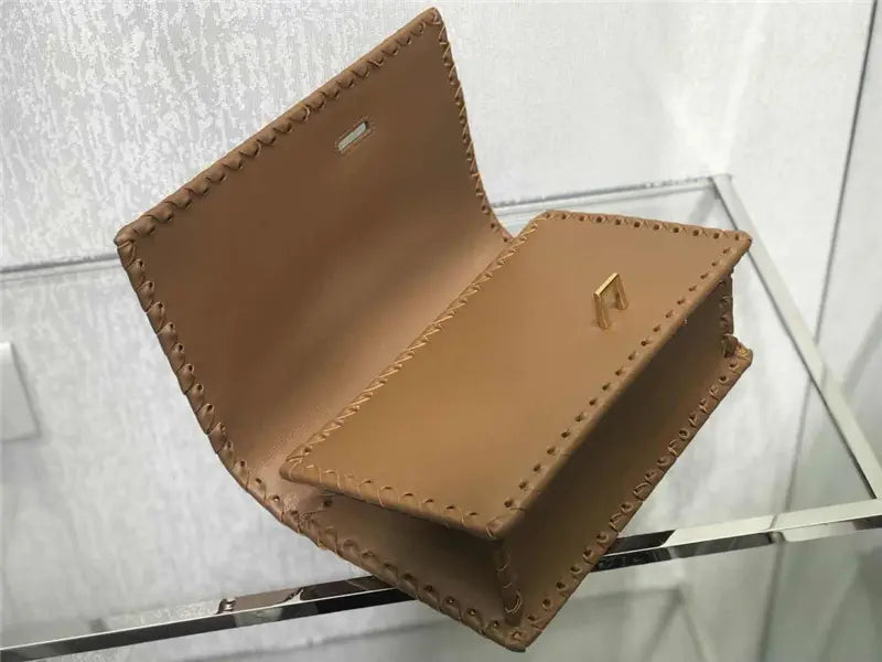 30 モンテーニュ ディオール CDバッグ ブラウン