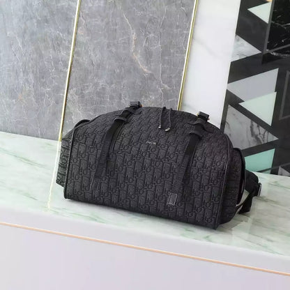 ディオール ヒット・ザ・ロード フラップ付きバックパック – DIO052