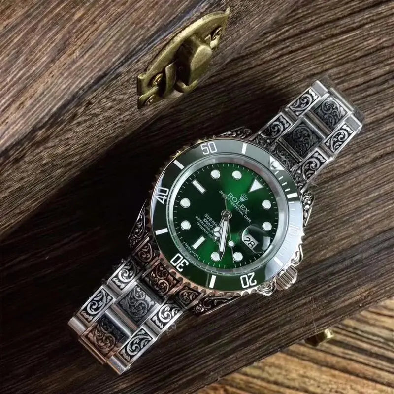 ロレックス サブマリーナーデイト 彫金 116610LV/116610LN