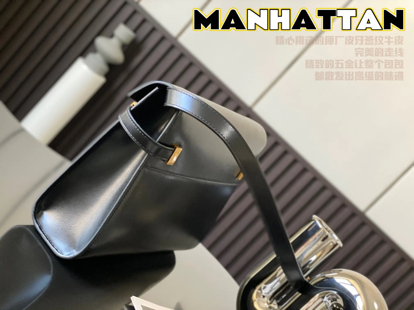 マンハッタン キャンバス＆レザー ショルダーバッグ