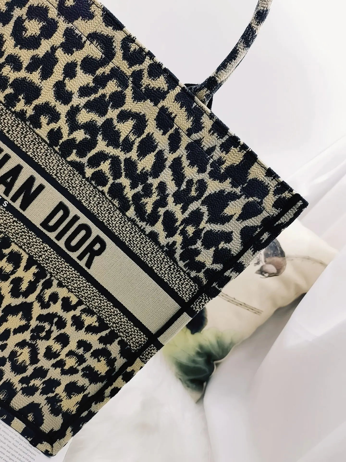 ディオール ブックトート