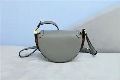 フェンディ サドルバッグ