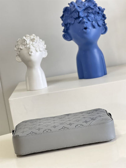 ルイ・ヴィトン デュオ メッセンジャーバッグ アンスラサイトグレー – LVB002