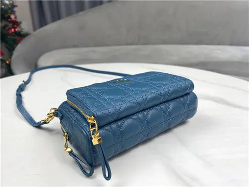 小さなディオール カロ クラッチ