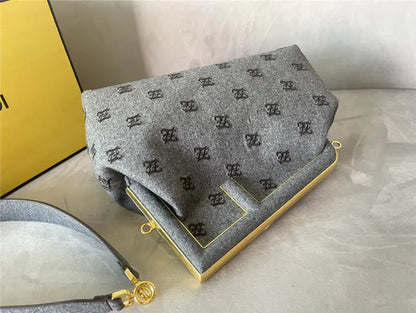 フェンディ ファーストバッグ ラージ