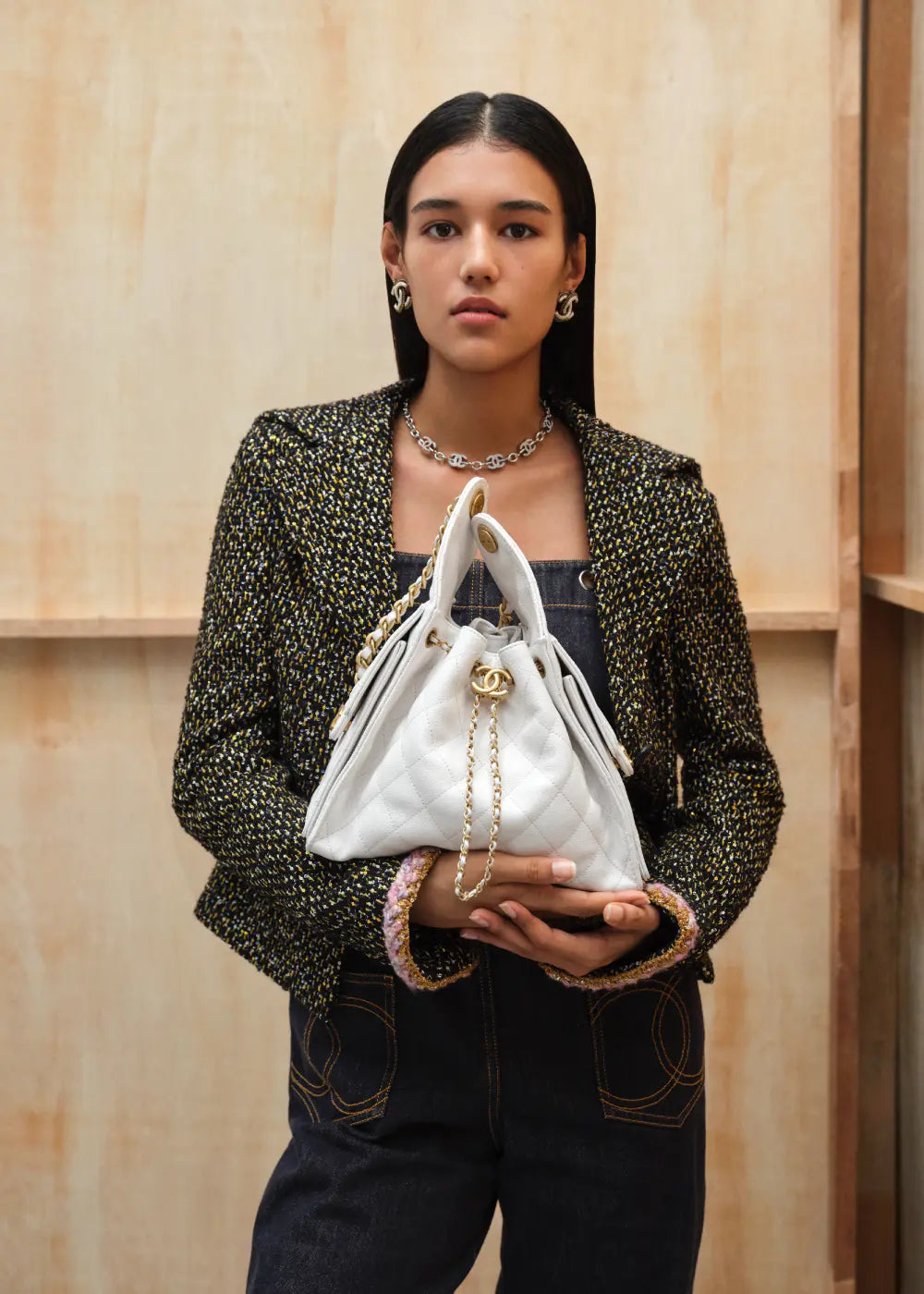 シャネル 25 スモールハンドバッグ