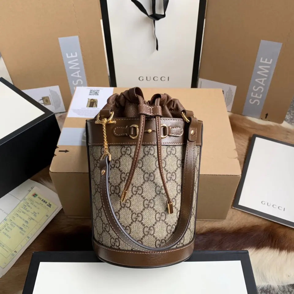 グッチ ホースビット 1955 スモール バケットバッグ