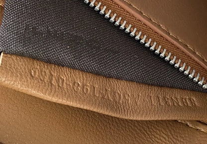 フェンディ オロック ジッパー