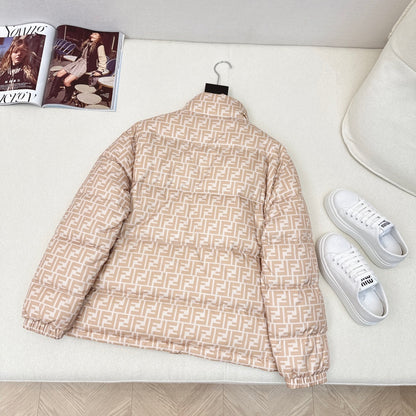 FENDI（フェンディ） 両面着可能ダウンジャケット ご好評に付き再入荷！