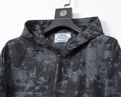 【PRADA旗艦店】プラダ ジャケット ご好評に付き再入荷！