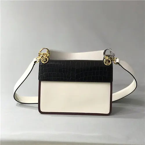 フェンディ カン・イ・FF ショルダーバッグ