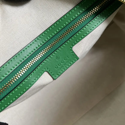 GG マトラッセ レザー ミディアム バッグ