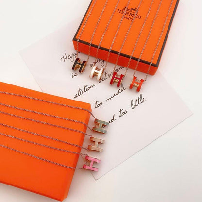 エルメスのロゴネックレスの卸売