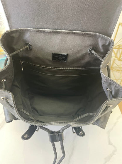 ルイ・ヴィトン クリストファー・バックパック ダミエ・グラフィット キャンバス – LVB021