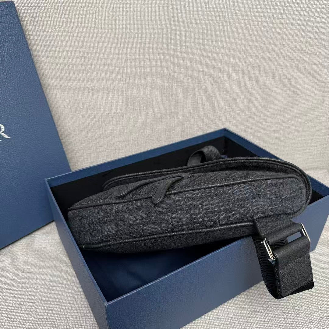 サドルバッグ ベージュ＆ブラックDior オブリーク ジャカード |DlOR