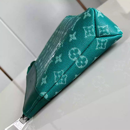 グリーンモノグラム エクリプス ソフトトラベルポーチ M12665 – LW405