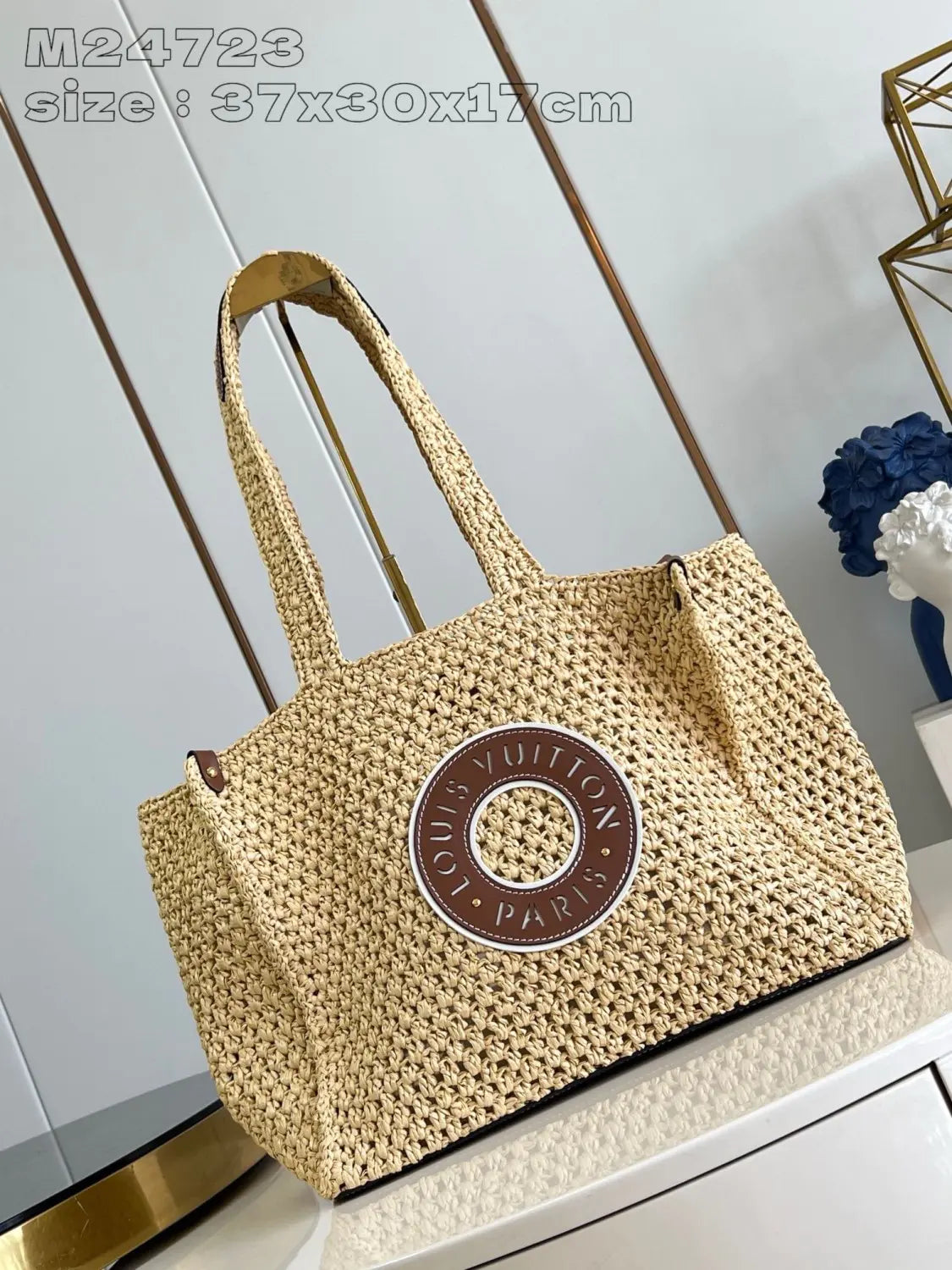 ルイ・ヴィトン M24723 オンザゴー MM