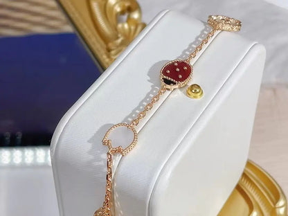 ヴァン クリーフ＆アーペル レディバグ ブレスレット