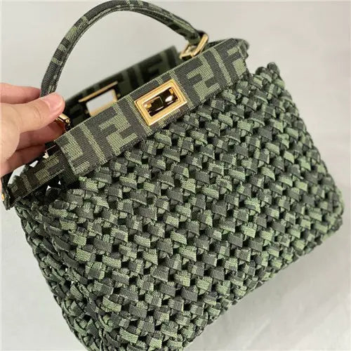 ピーカブー フェンディ レプリカバッグ