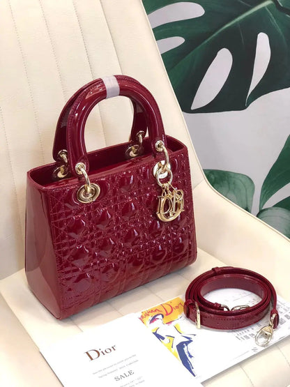 クリスチャン・ディオール ミディアム レディ ディオール バッグ