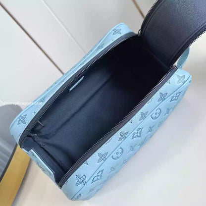 ドップキット ブルーモノグラムシャドウ – LW302