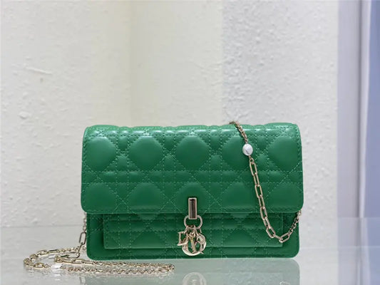 レディディオールクラッチ