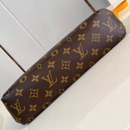 サフランイエロー ソフトトラベルポーチ M13198 – LW404