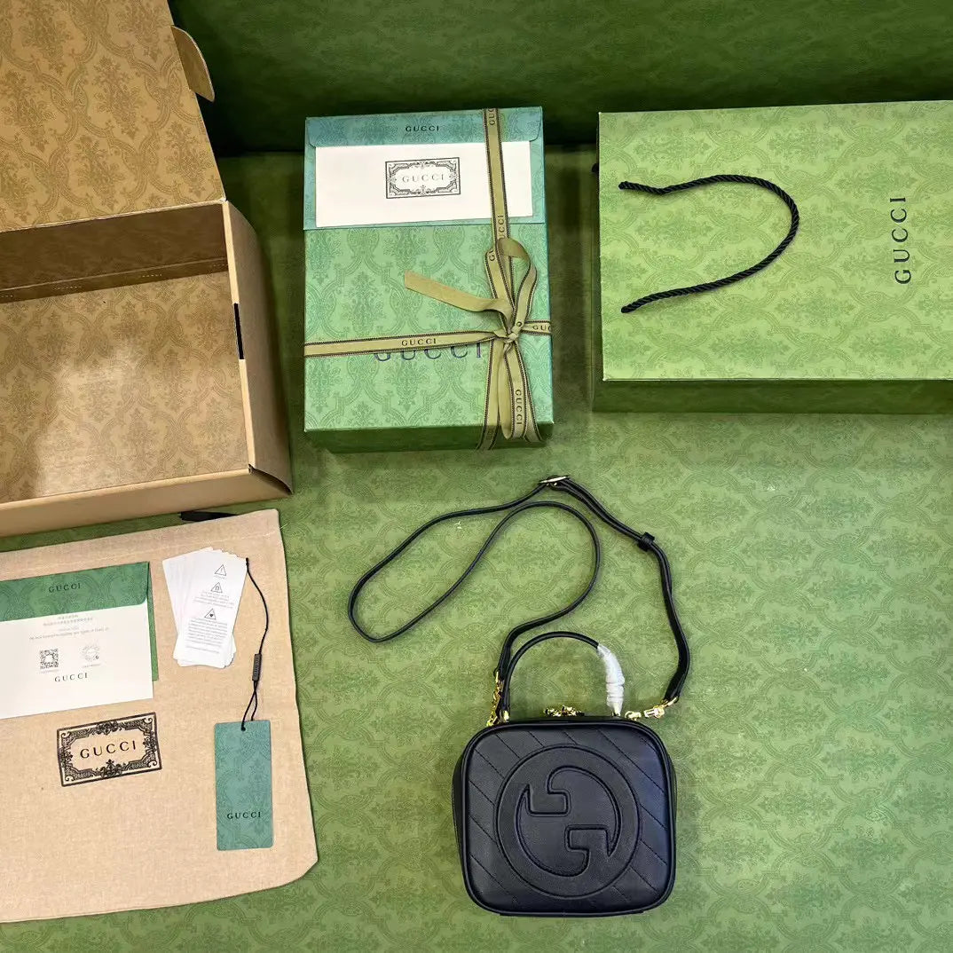 グッチ ソーホー カメラバッグ