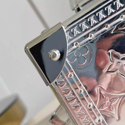 TRESOR ハンドケース シルバー モノグラム キャンバス M12797 – LW289