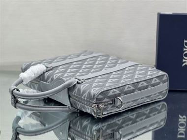 ディオール リンゴ ブリーフケース ブラック CD ダイヤモンド キャンバス＆スムースカーフスキン – DIO033