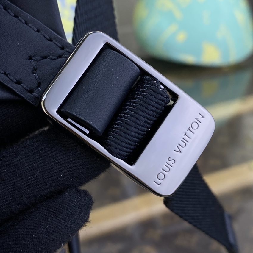 LV オンザゴー シルバー ソフト