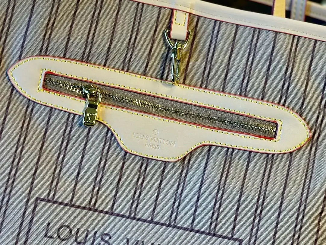 ルイ・ヴィトン M11948 ネヴァーフル バンドリエール インサイドアウト GM