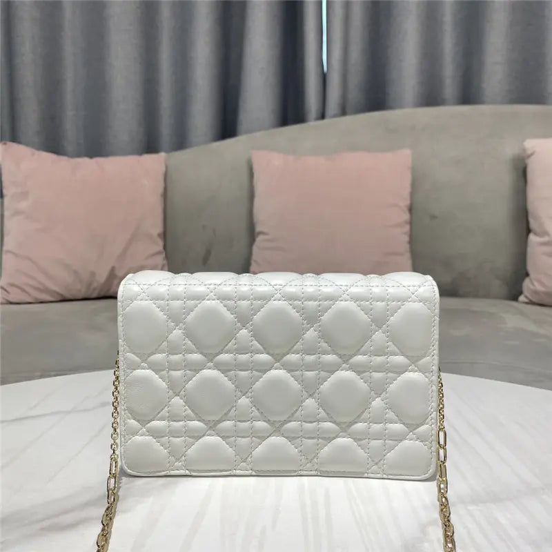 レディディオールクラッチ