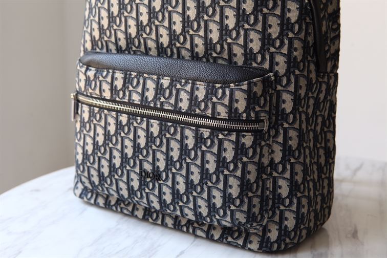 ディオール ライダー バックパック ベージュ＆ブラック ディオール オブリーク ジャカード – DIO028