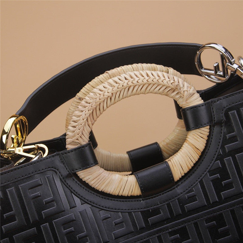 フェンディ ランナウェイ ショッピングバッグ