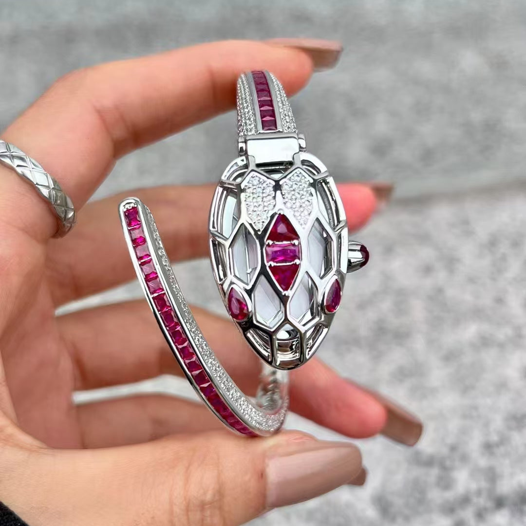 ブルガリ スネークブレスレット ダイヤモンド クラムシェルウォッチ