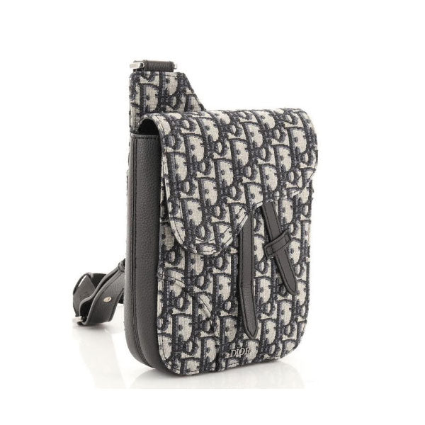 ディオール サドル レクタンギュラー クロスボディポーチ – DIO037