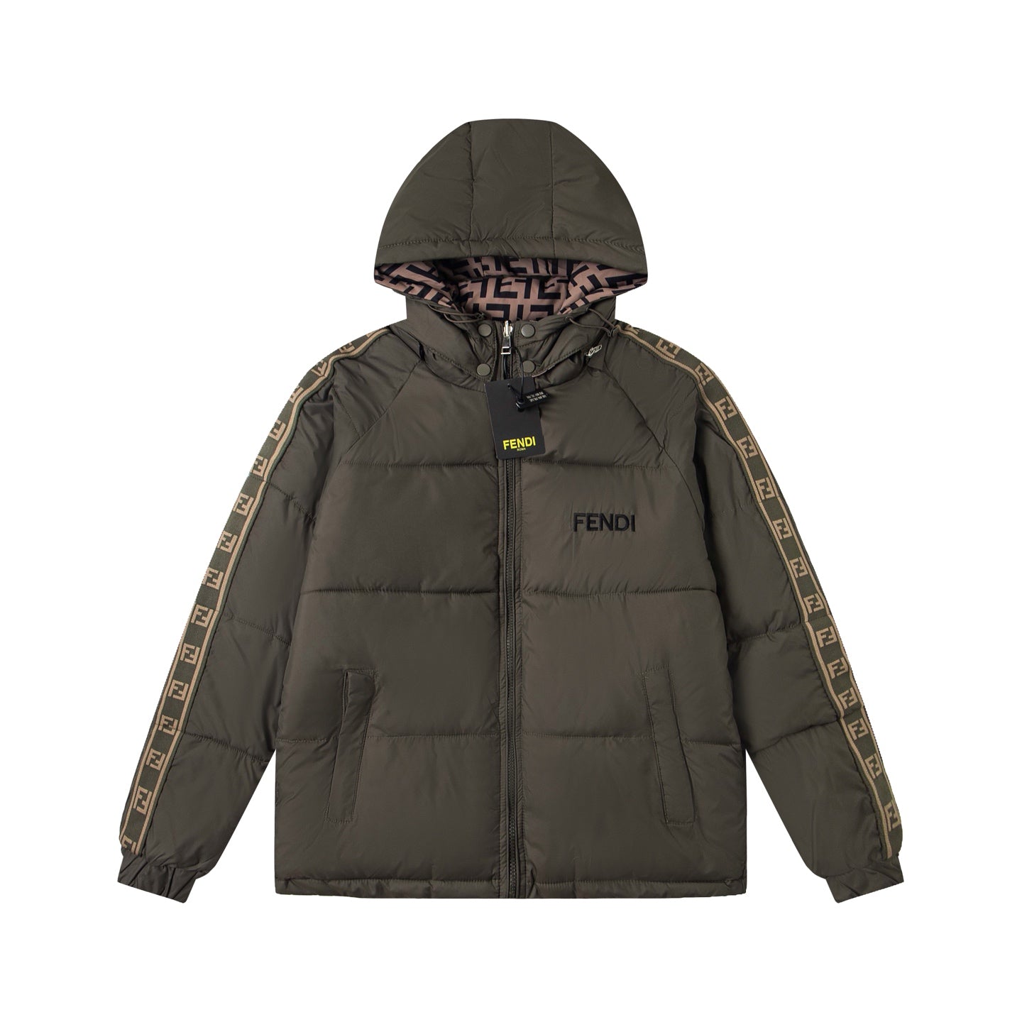 FENDI（フェンディ） ダウンジャケット、ご好評に付き再入荷！