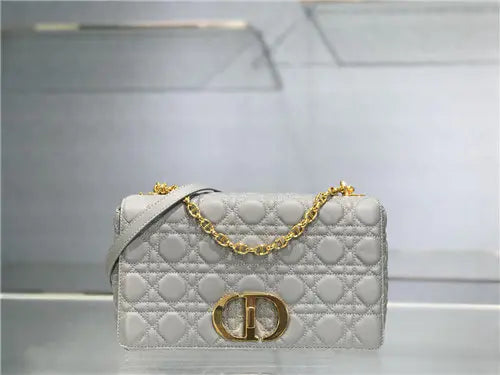 ディオール ラージ カロ バッグ