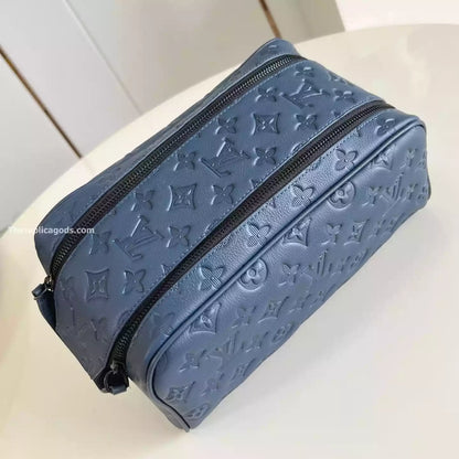 ドップキット ネイビーブルー モノグラムシャドウ – LW303