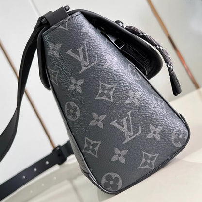 パルス メッセンジャーバッグ モノグラム エクリプス キャンバス M12681 – LW426